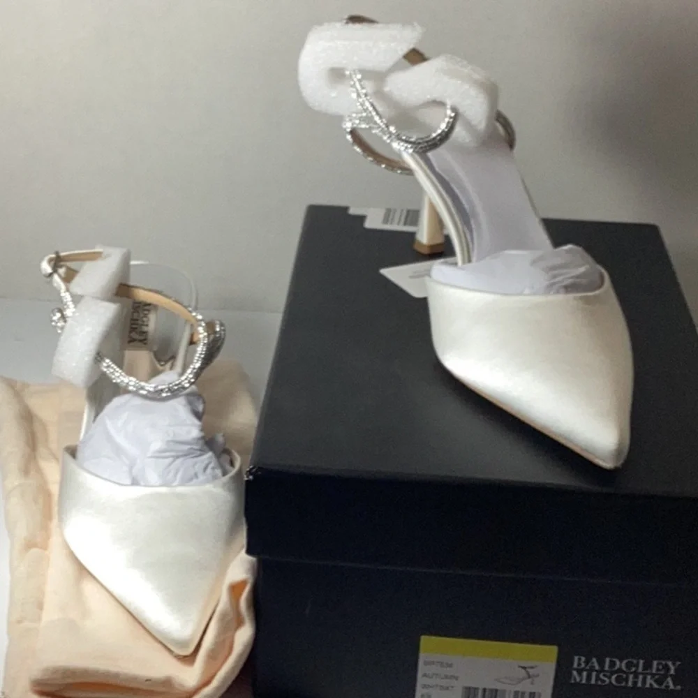 Badgley Mischka fits true
